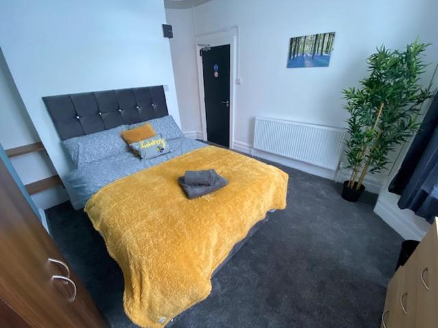 Bentley House With En-Suites 크루 외부 사진