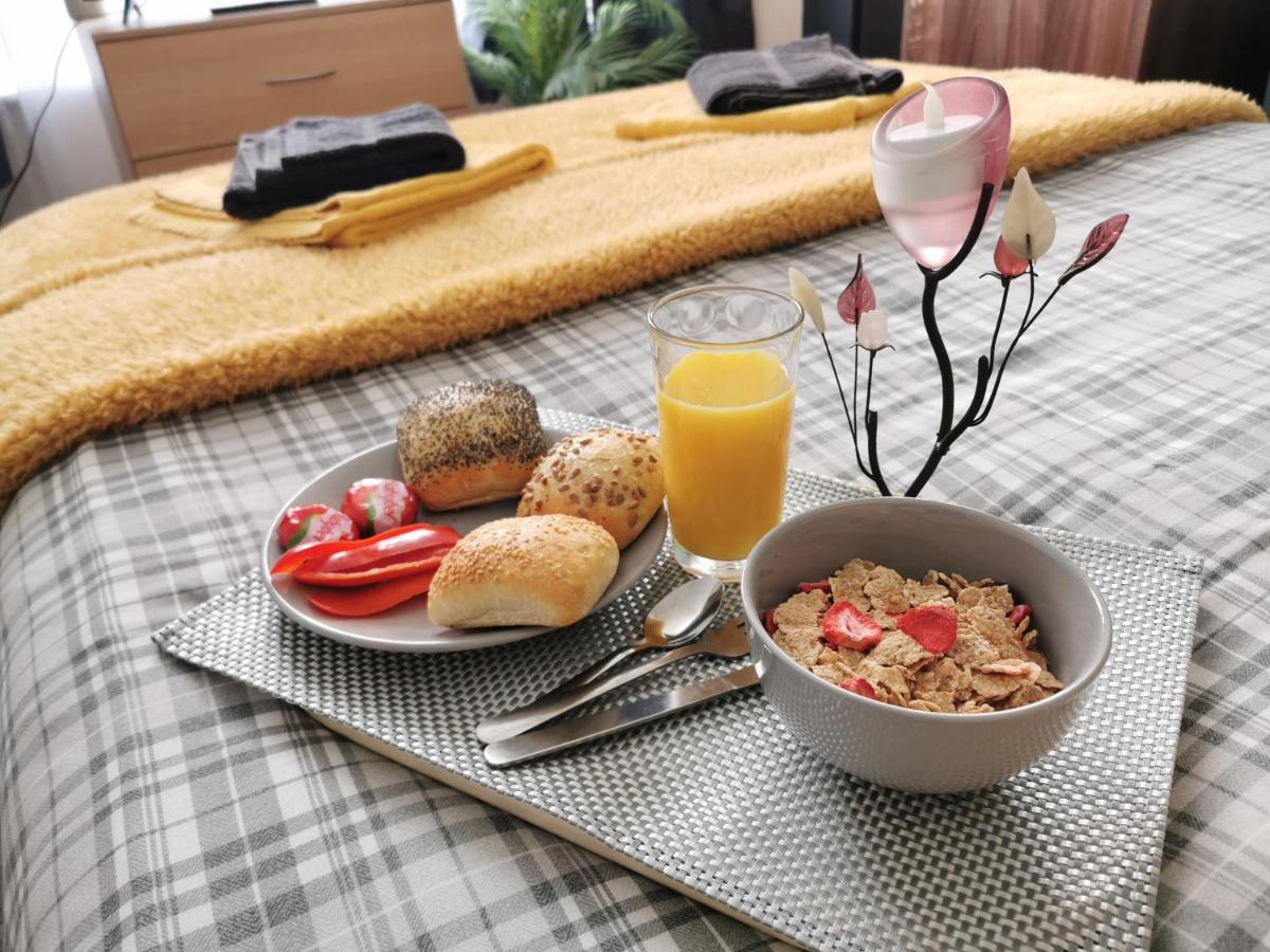Bentley House With En-Suites 크루 외부 사진