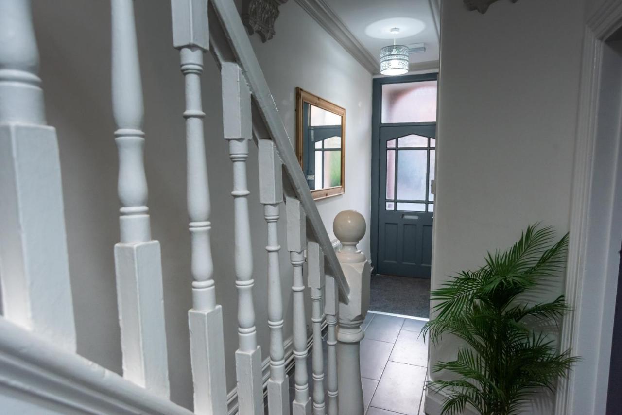 Bentley House With En-Suites 크루 외부 사진